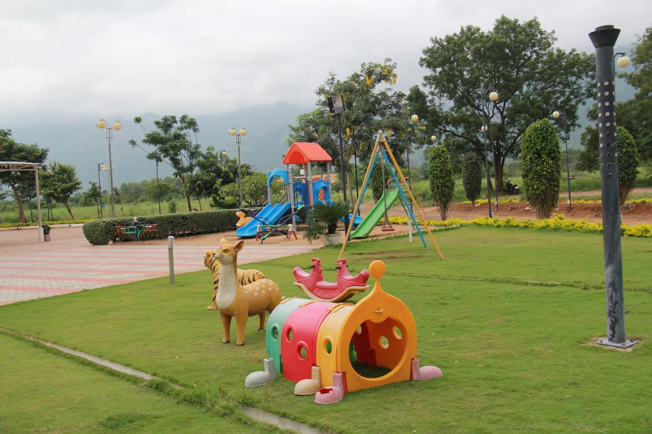 Green Royale Resorts Bodinayakkanur Exterior photo